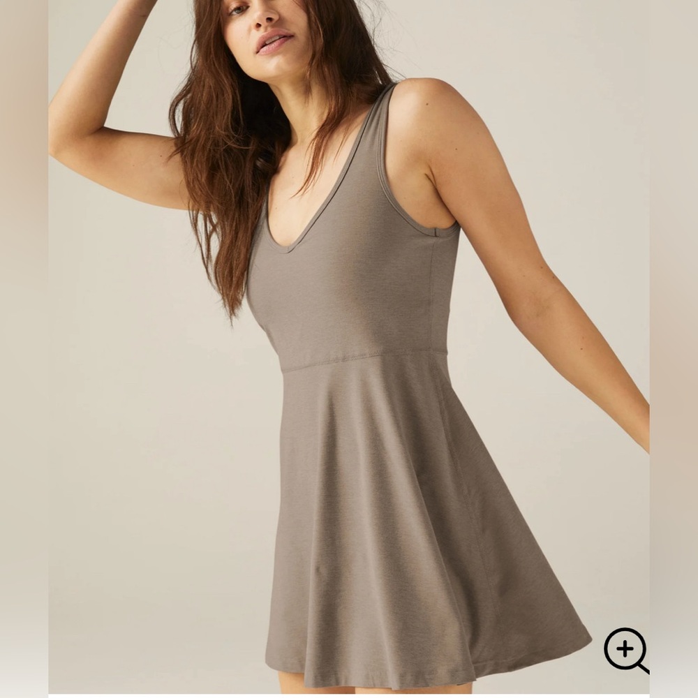 Beyond Yoga Spacedye Movement Dress
Birch Heather / M